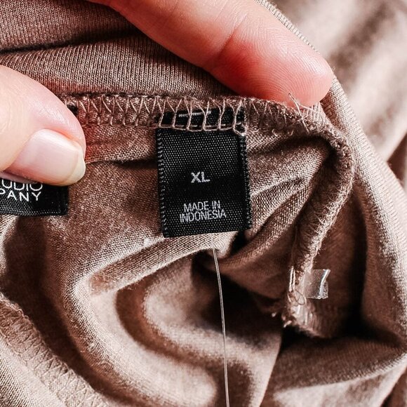 NY&CO 7th Ave Design Studio Draped Cowl Neck Tunic Top NWT XL - Picture 9 of 10